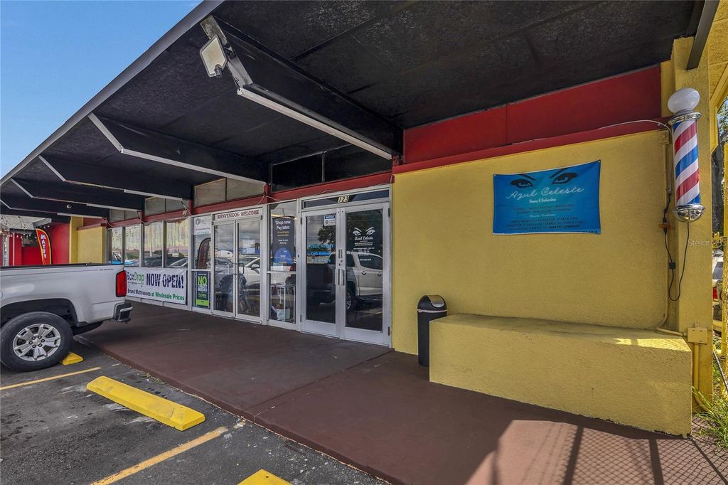 Photo of 123 W Main Street, Apopka, FL 32703 (MLS # O6326907)