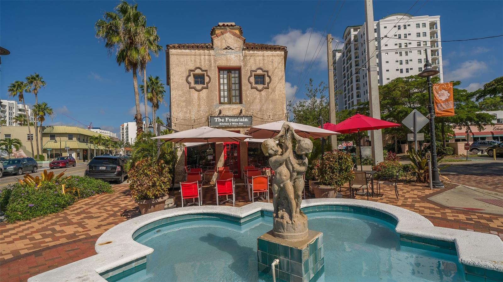 CONDOMINIUMS/ORANGE CLUB - Residential Lease