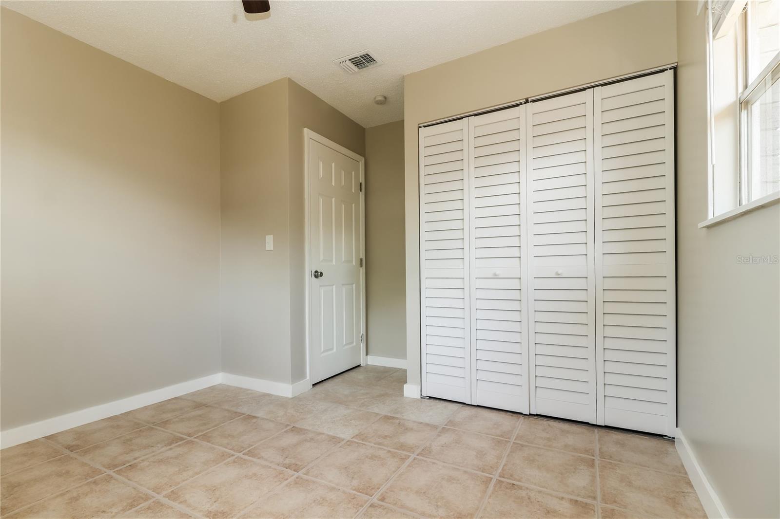 SEMINOLE LAKE VILLAGE 2ND ADD - Residential Lease
