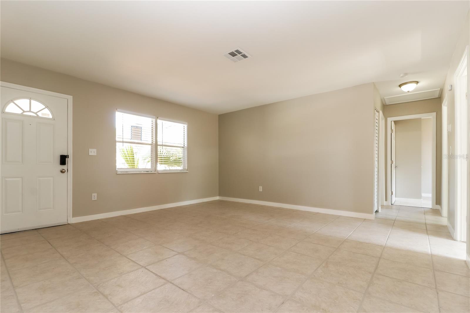 SEMINOLE LAKE VILLAGE 2ND ADD - Residential Lease