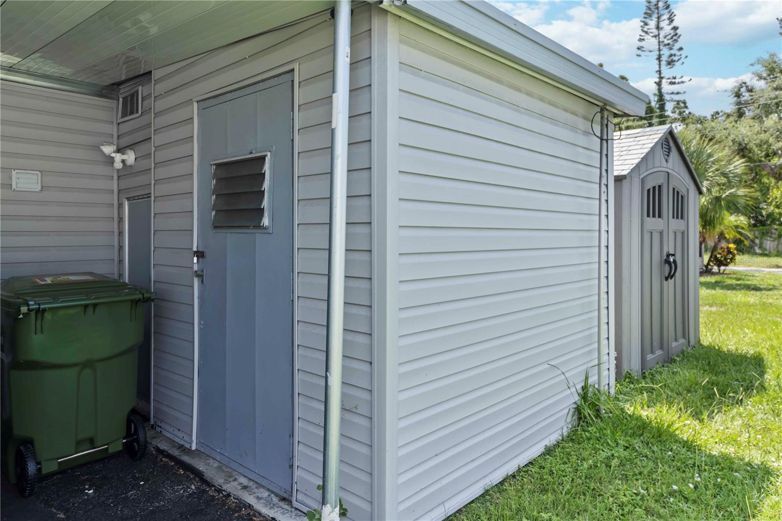 DESOTO PLACE - Residential