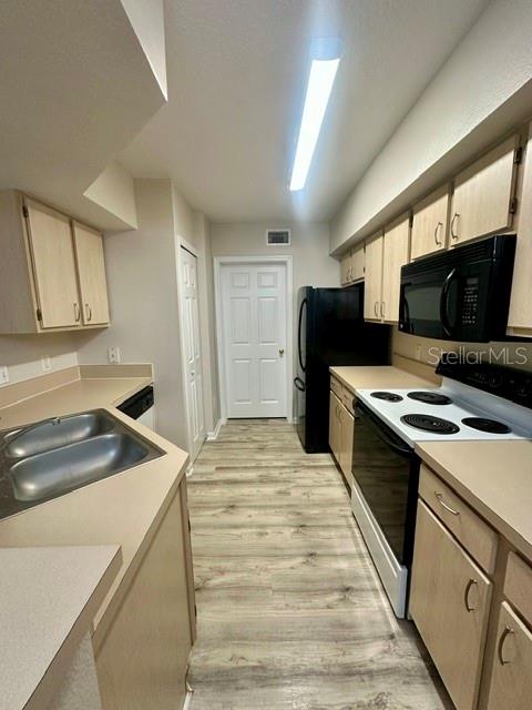 725 CREST PINES DRIVE 426