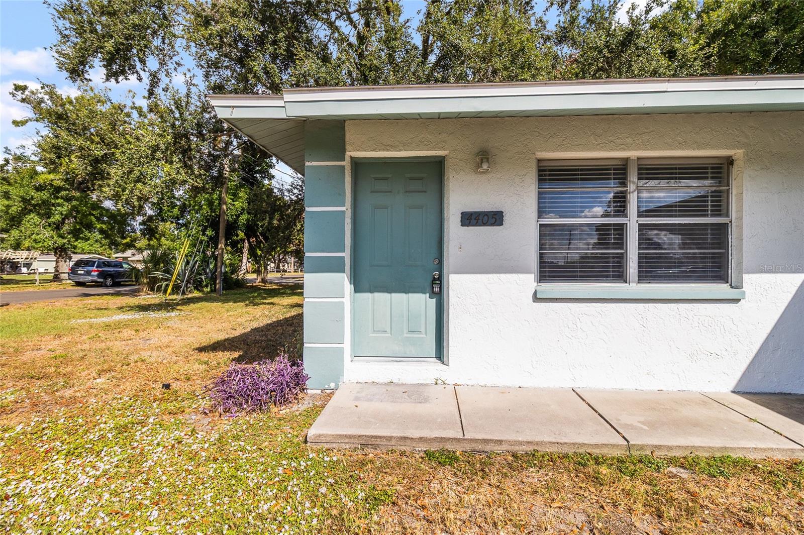 HIGHLAND GROVES - Residential Income