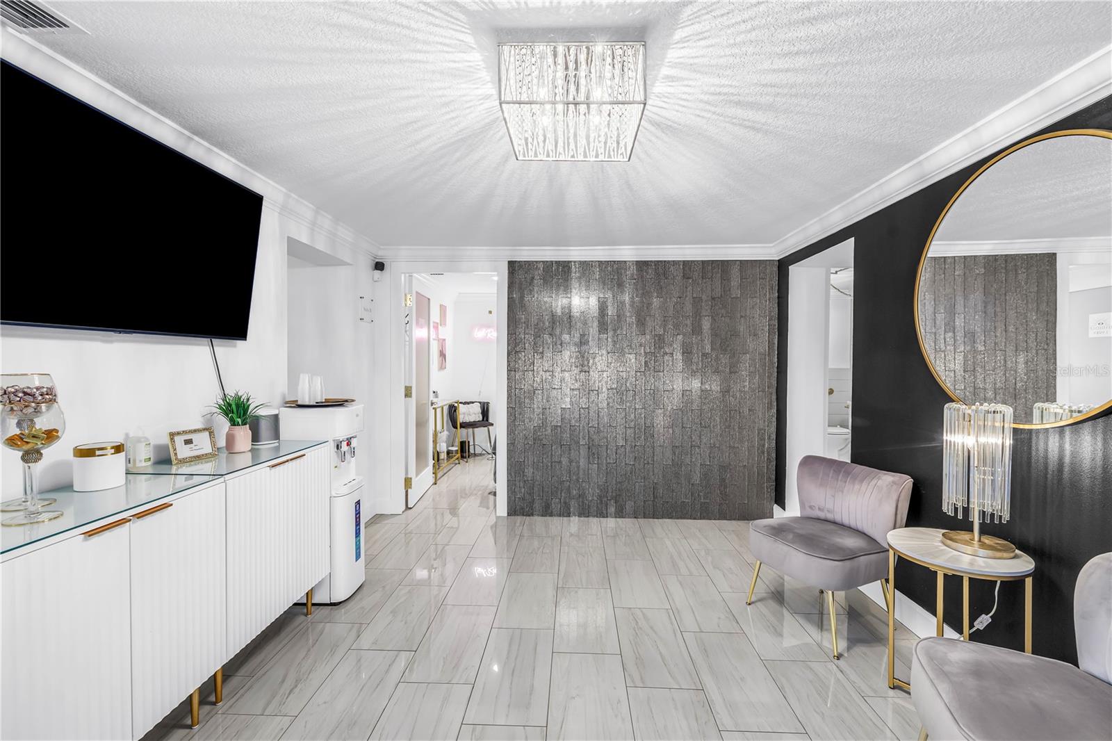 LAKE SHEFFIELD 2ND SEC - Commercial Sale