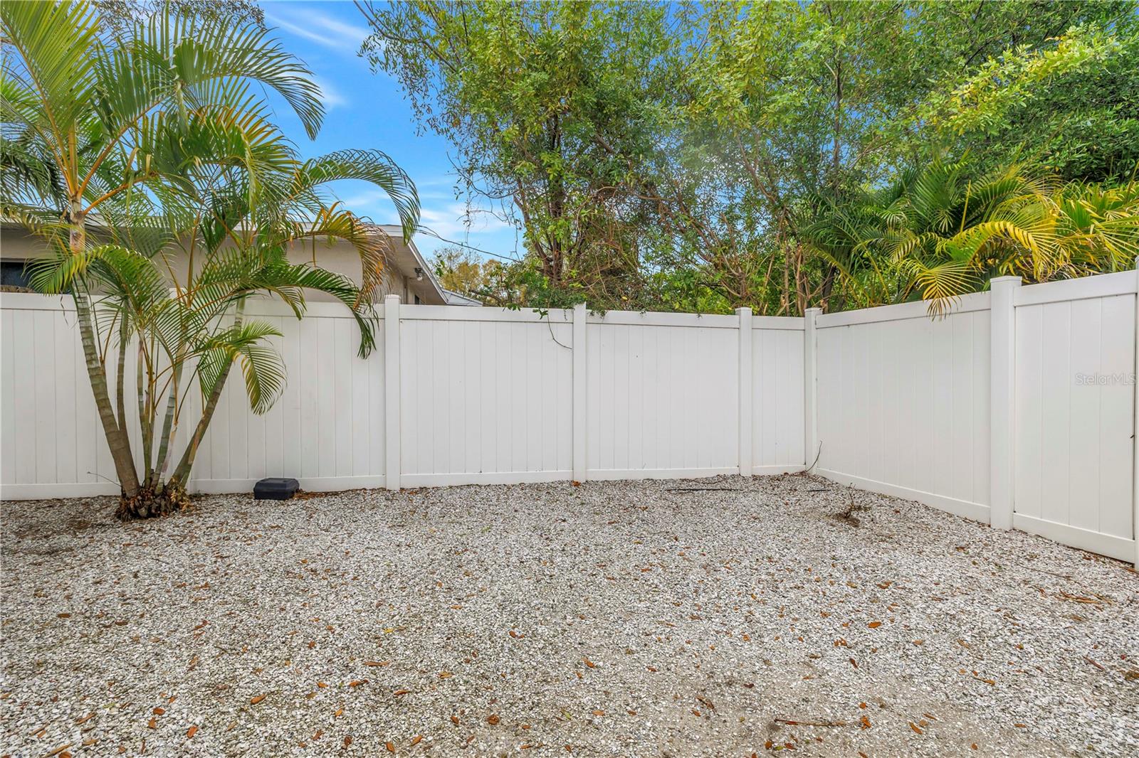 LAKE SHEFFIELD 2ND SEC - Commercial Sale