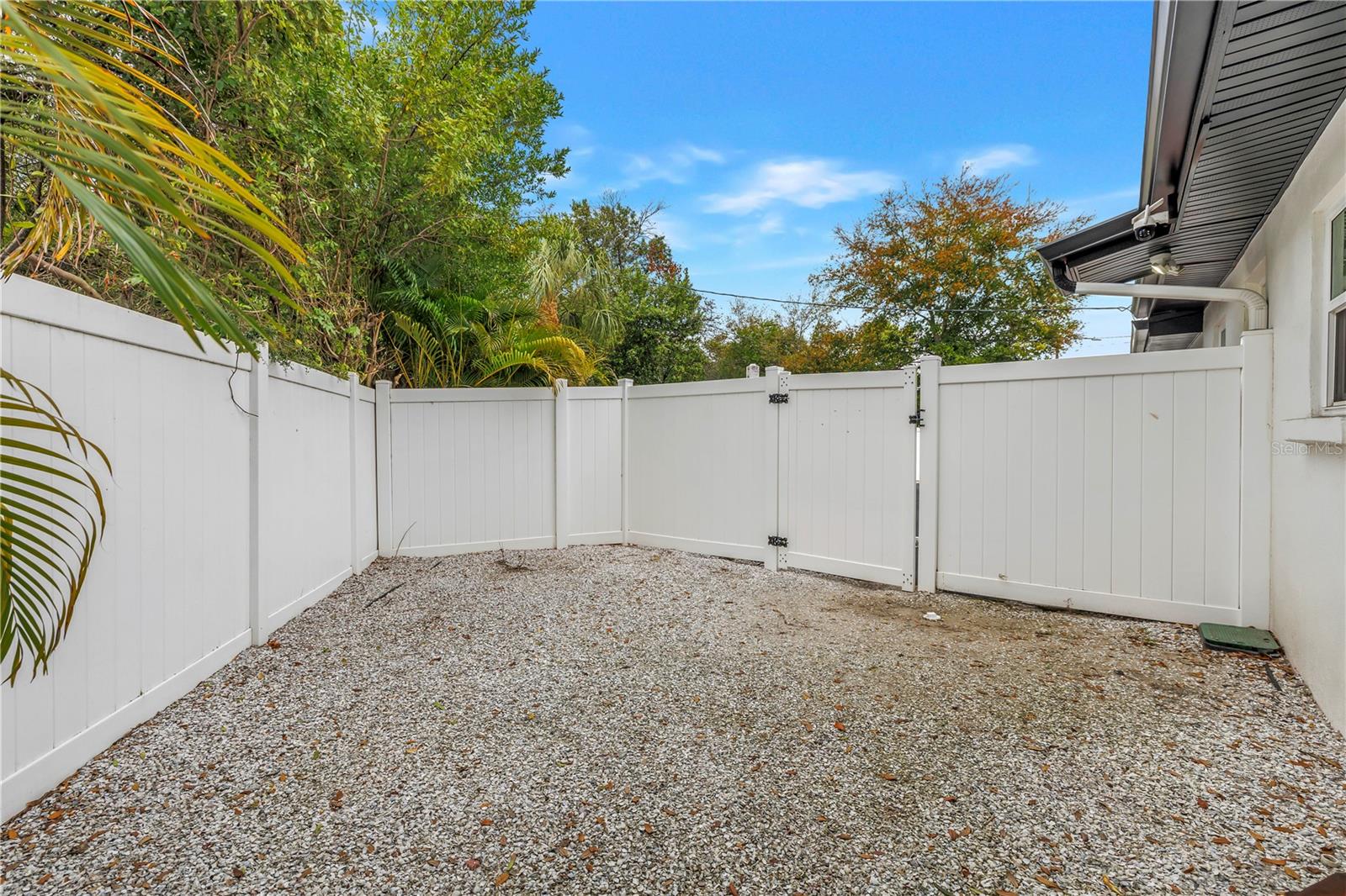 LAKE SHEFFIELD 2ND SEC - Commercial Sale