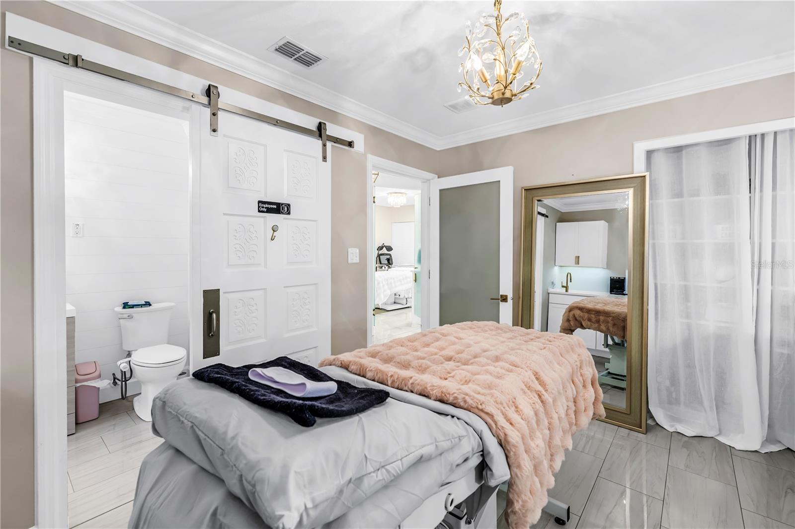 LAKE SHEFFIELD 2ND SEC - Commercial Sale