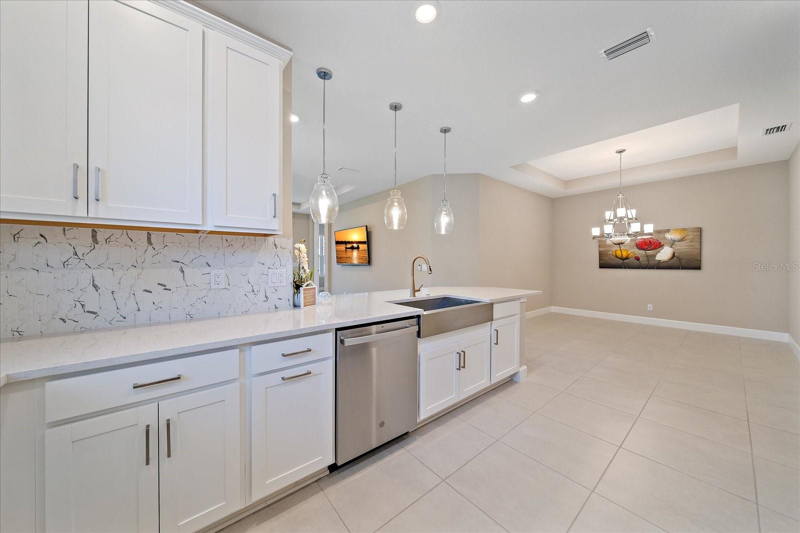 ESPLANADE AT THE HEIGHTS - Residential