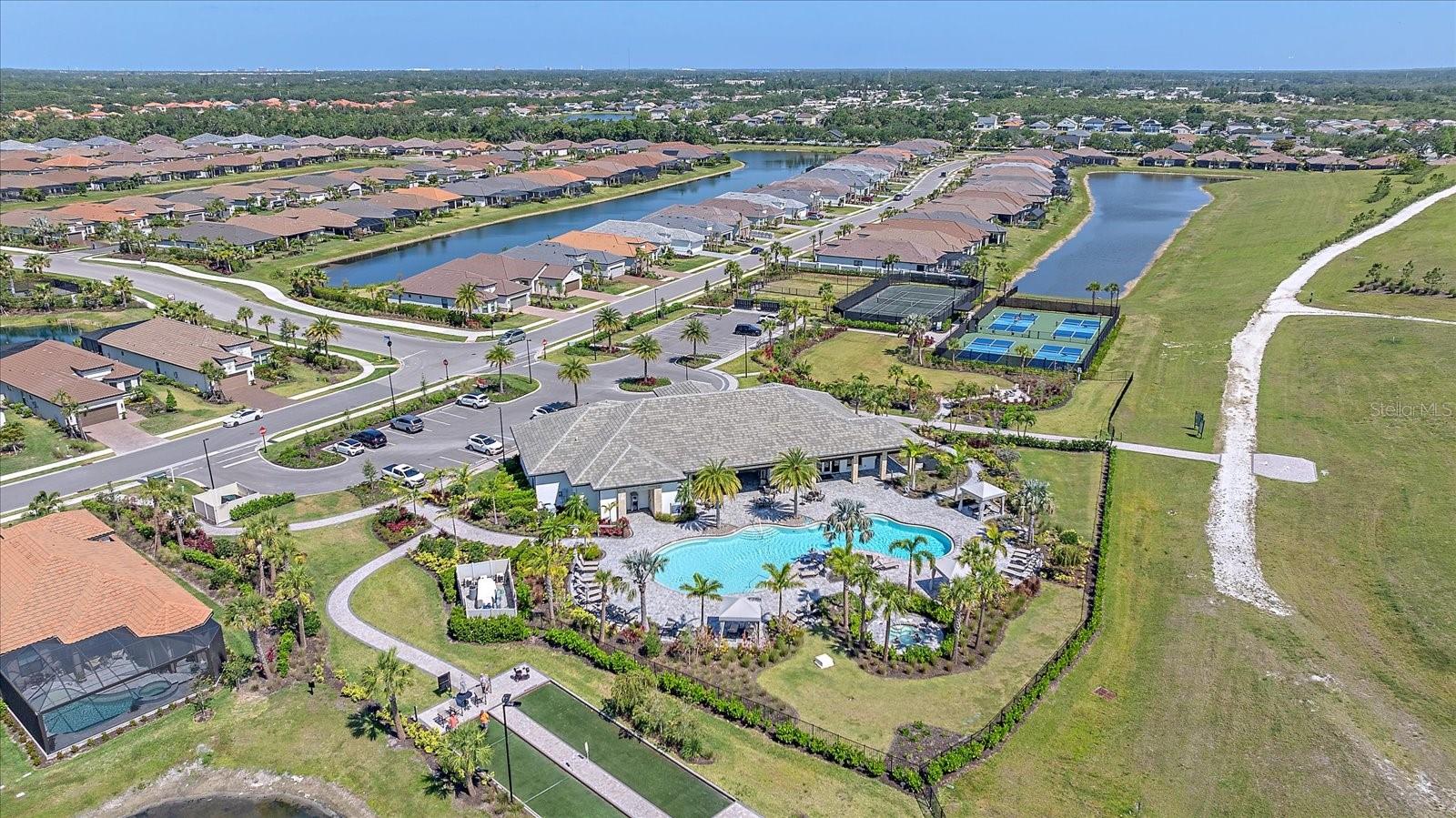 ESPLANADE AT THE HEIGHTS - Residential