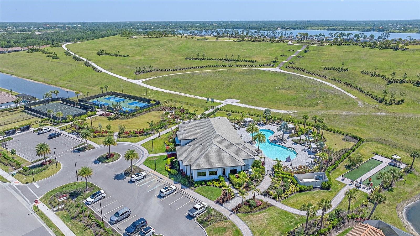 ESPLANADE AT THE HEIGHTS - Residential