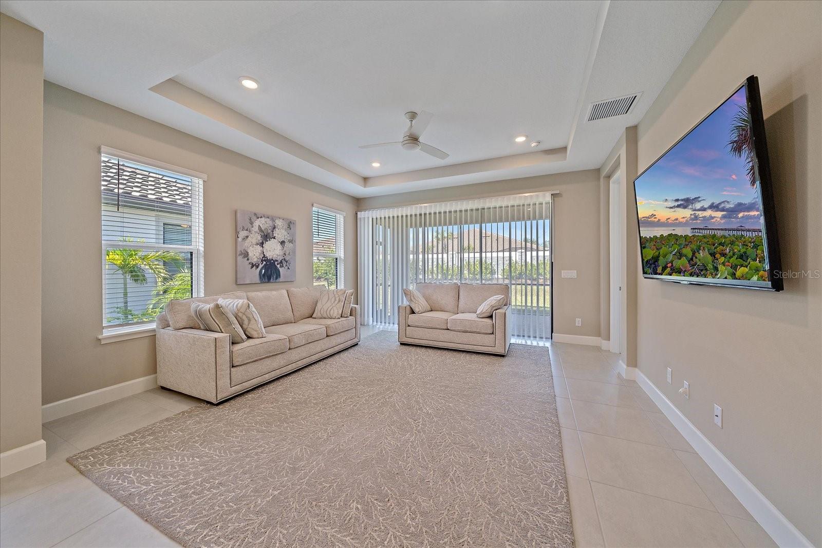 ESPLANADE AT THE HEIGHTS - Residential