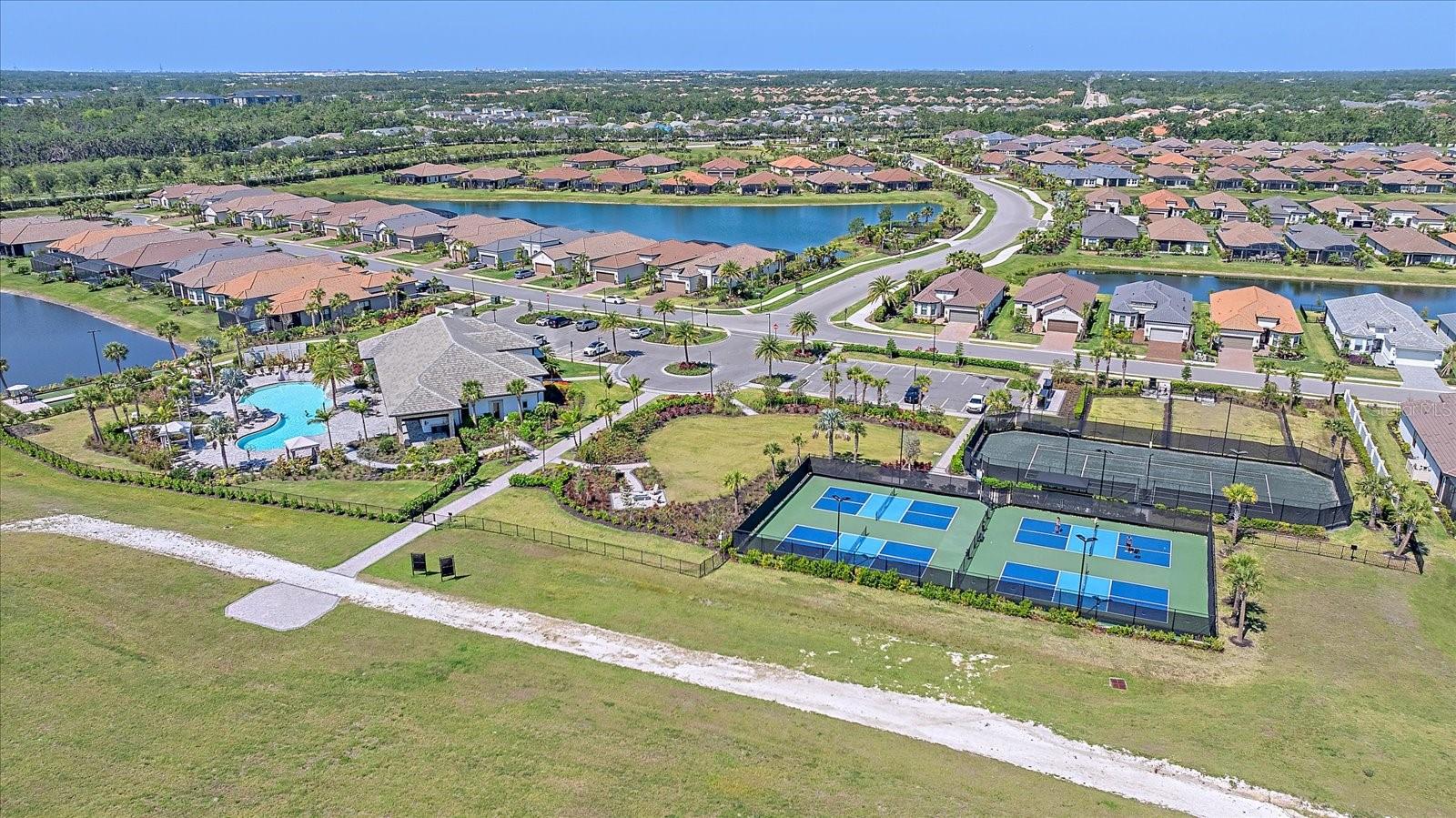 ESPLANADE AT THE HEIGHTS - Residential