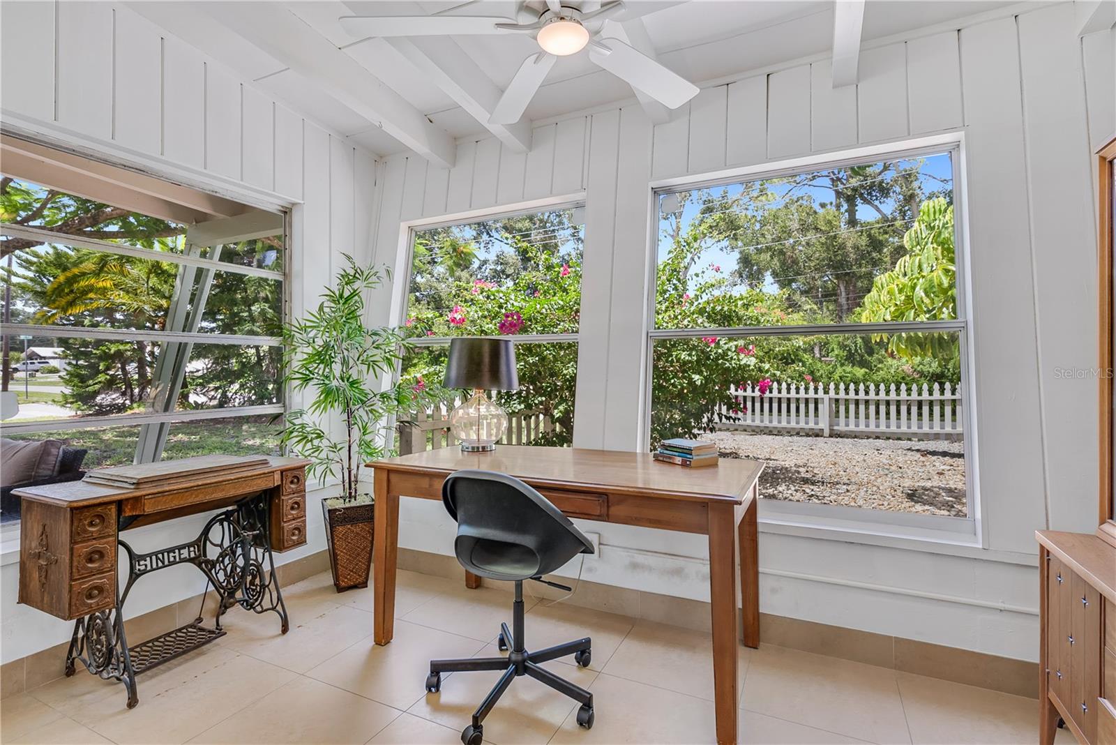 SOUTH GATE - Residential Lease