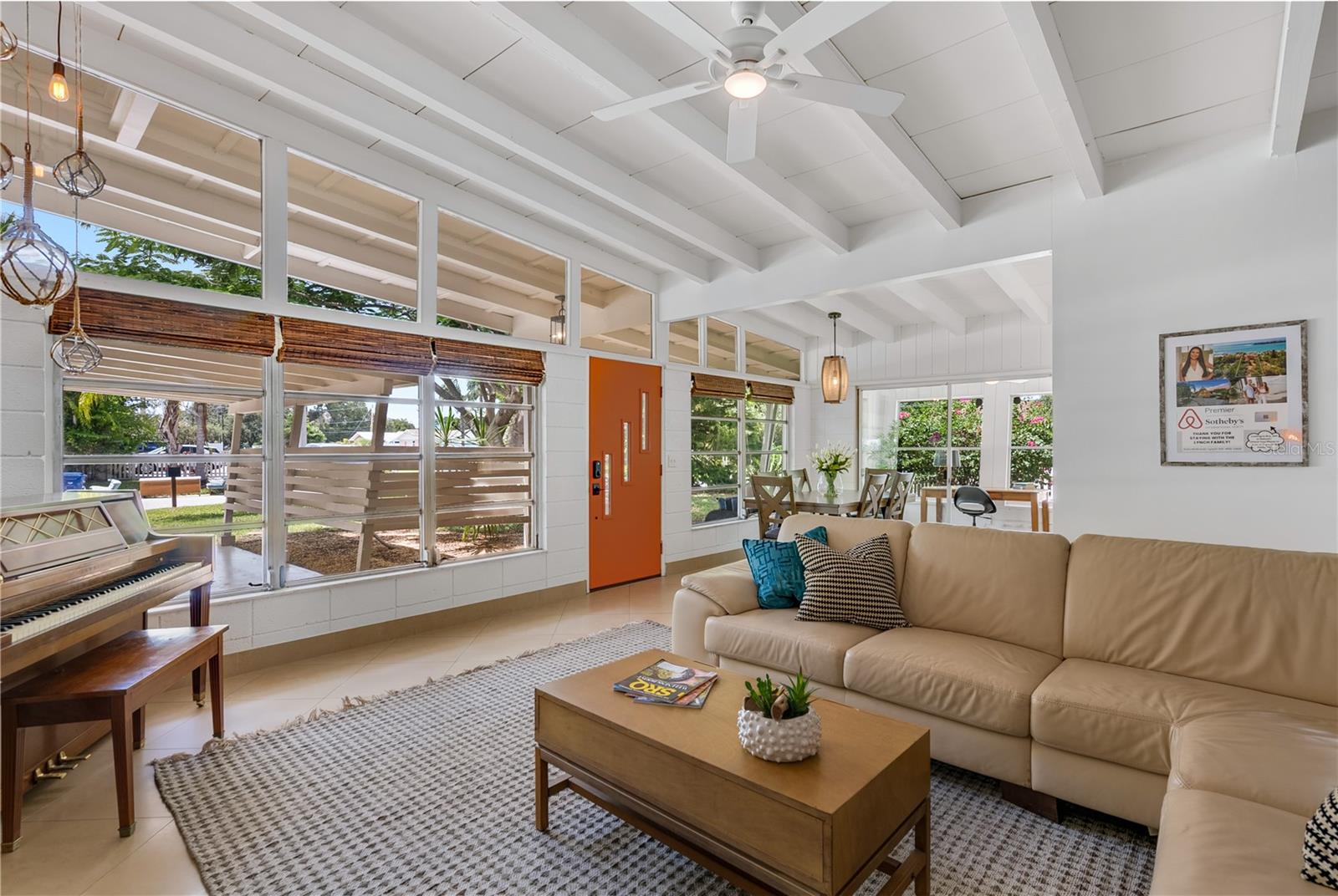 SOUTH GATE - Residential Lease