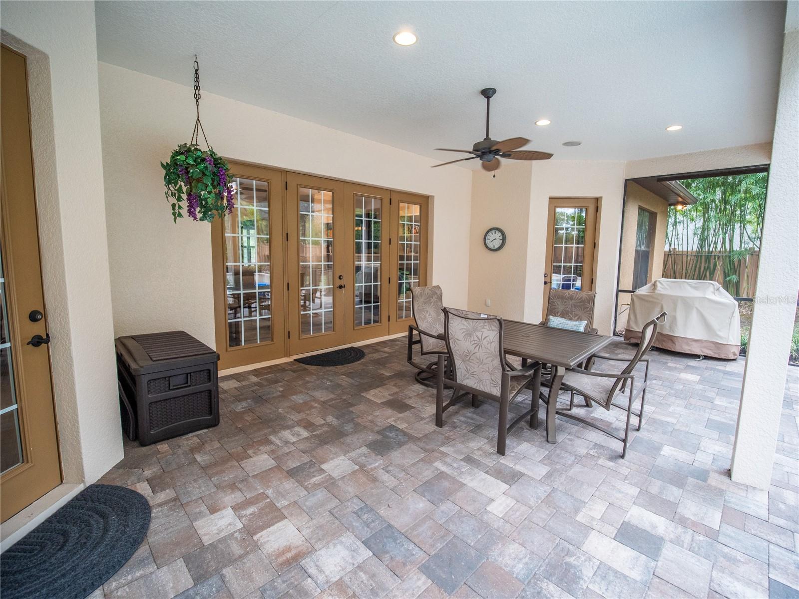 SANLANDO - Residential