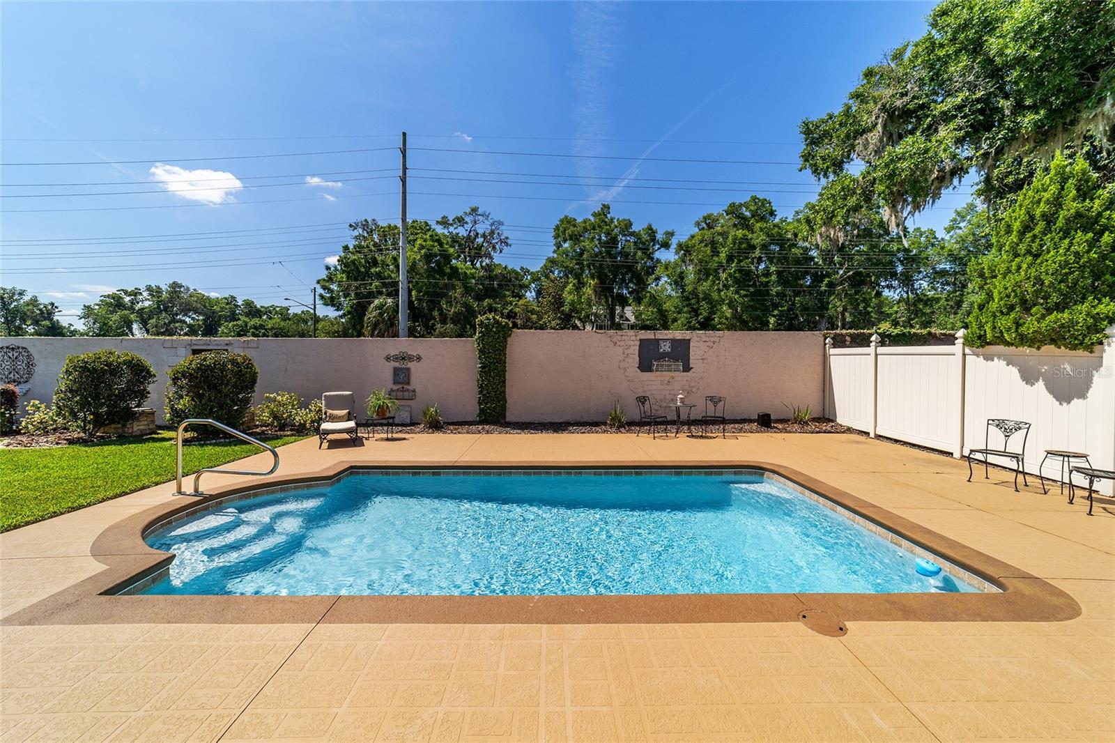 DEVONSHIRE - Residential