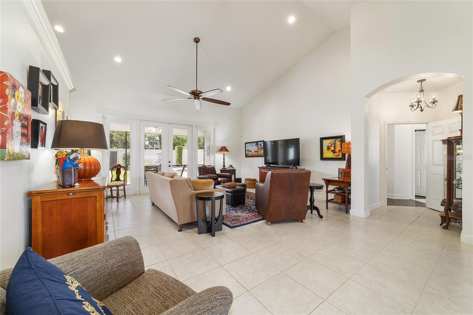 DEVONSHIRE - Residential