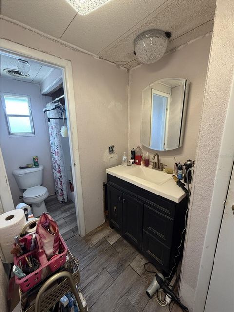 Tiny photo for 171 Paradise N, Leesburg, FL 34788 (MLS # O6406845)