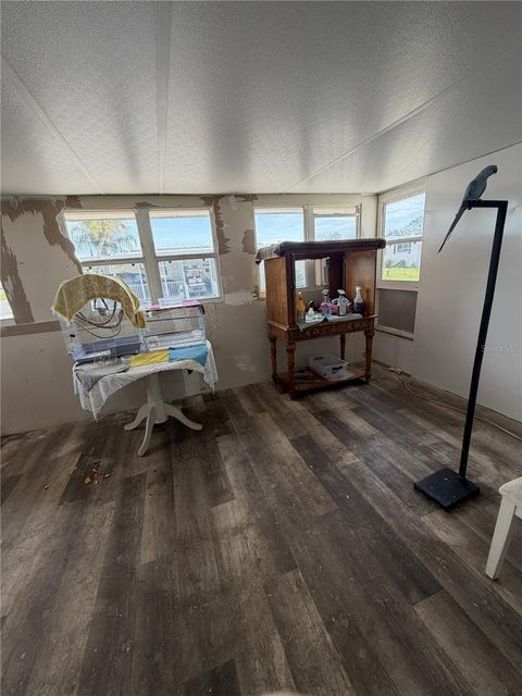 Tiny photo for 171 Paradise N, Leesburg, FL 34788 (MLS # O6406845)