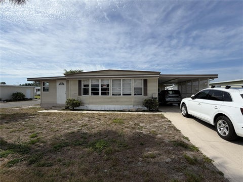 Photo of 171 Paradise N, Leesburg, FL 34788 (MLS # O6406845)