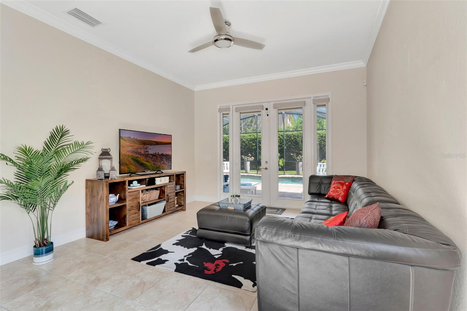 8439 PRESTBURY DRIVE