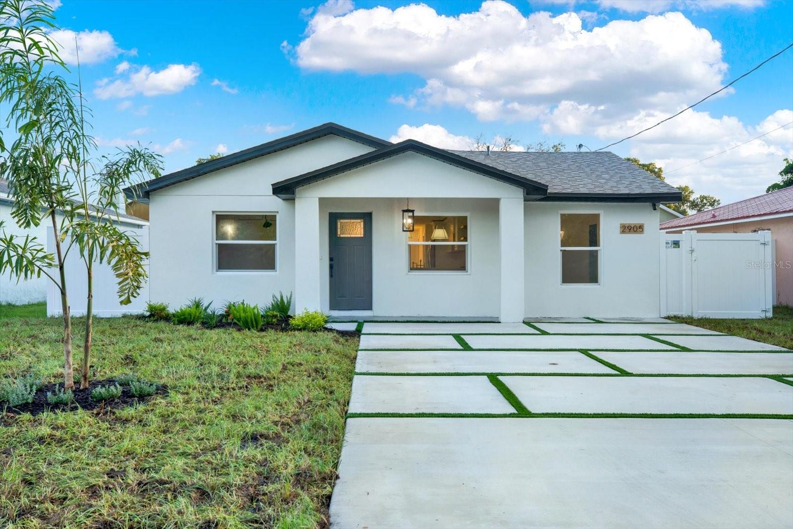 View TAMPA, FL 33607 house