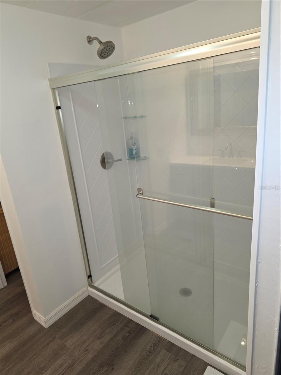 BAREFOOT PARK - Residential