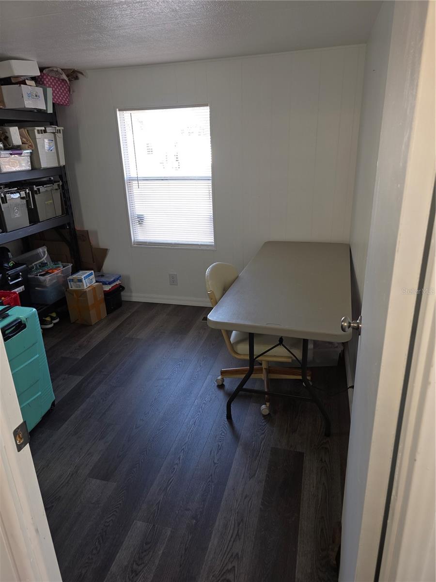 BAREFOOT PARK - Residential