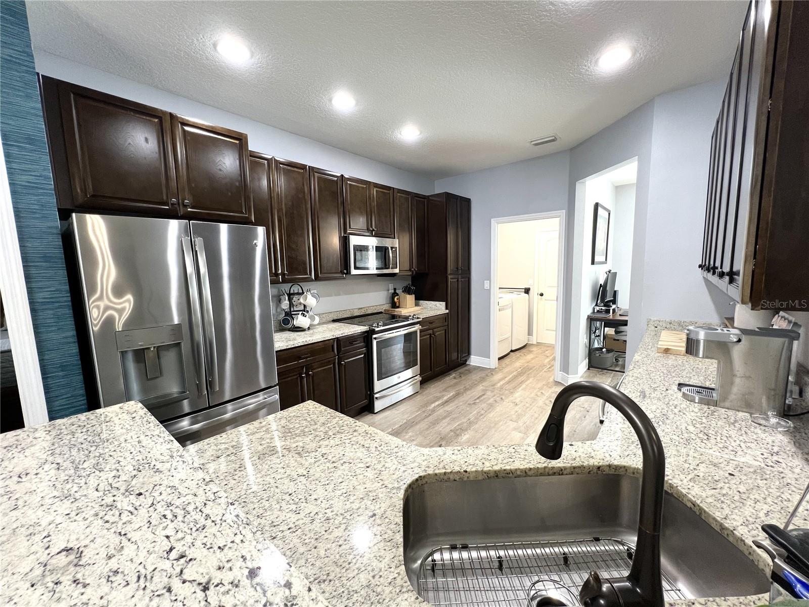 PLANTATION ESTATES UNIT 01 - Residential