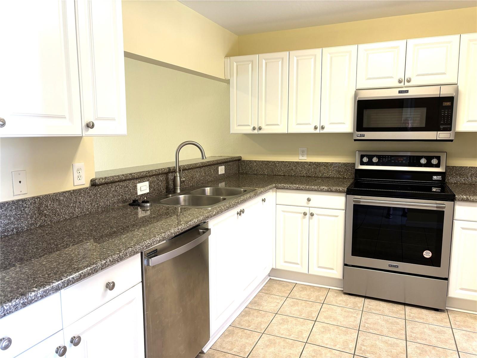 ROTONDA WEST PEBBLE BEACH - Residential Lease