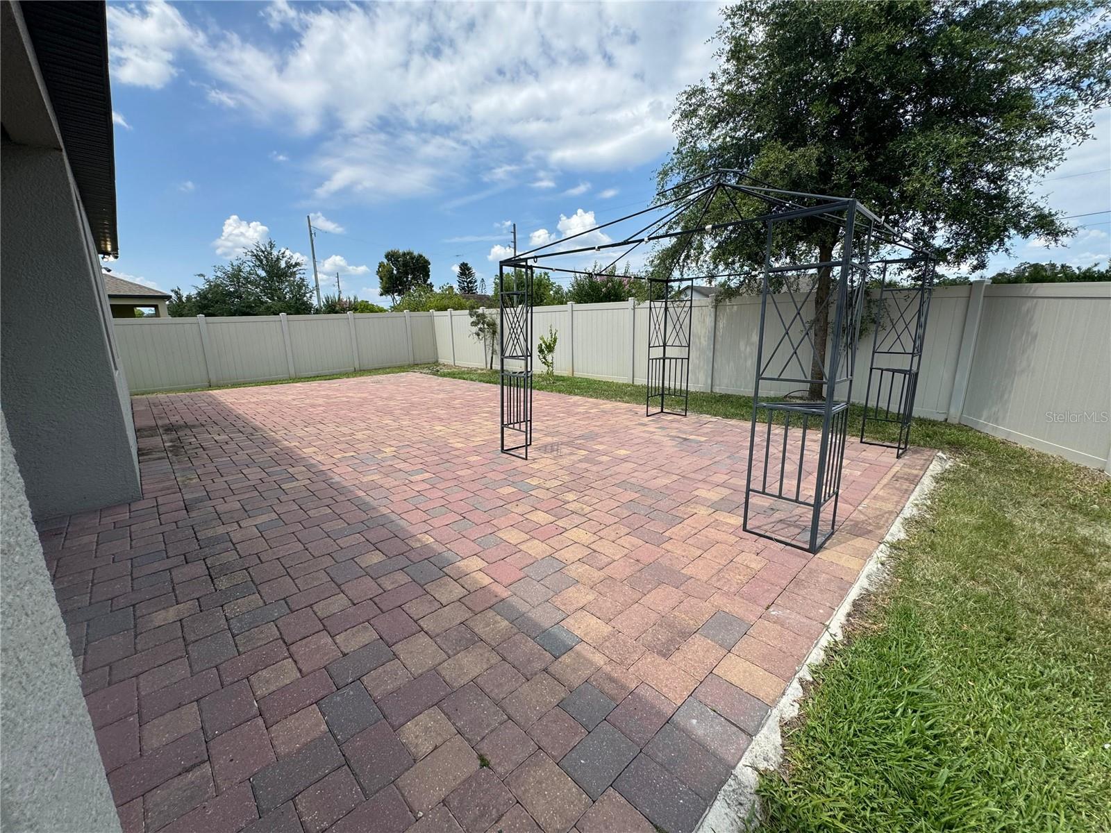 5300 PAVIA DRIVE