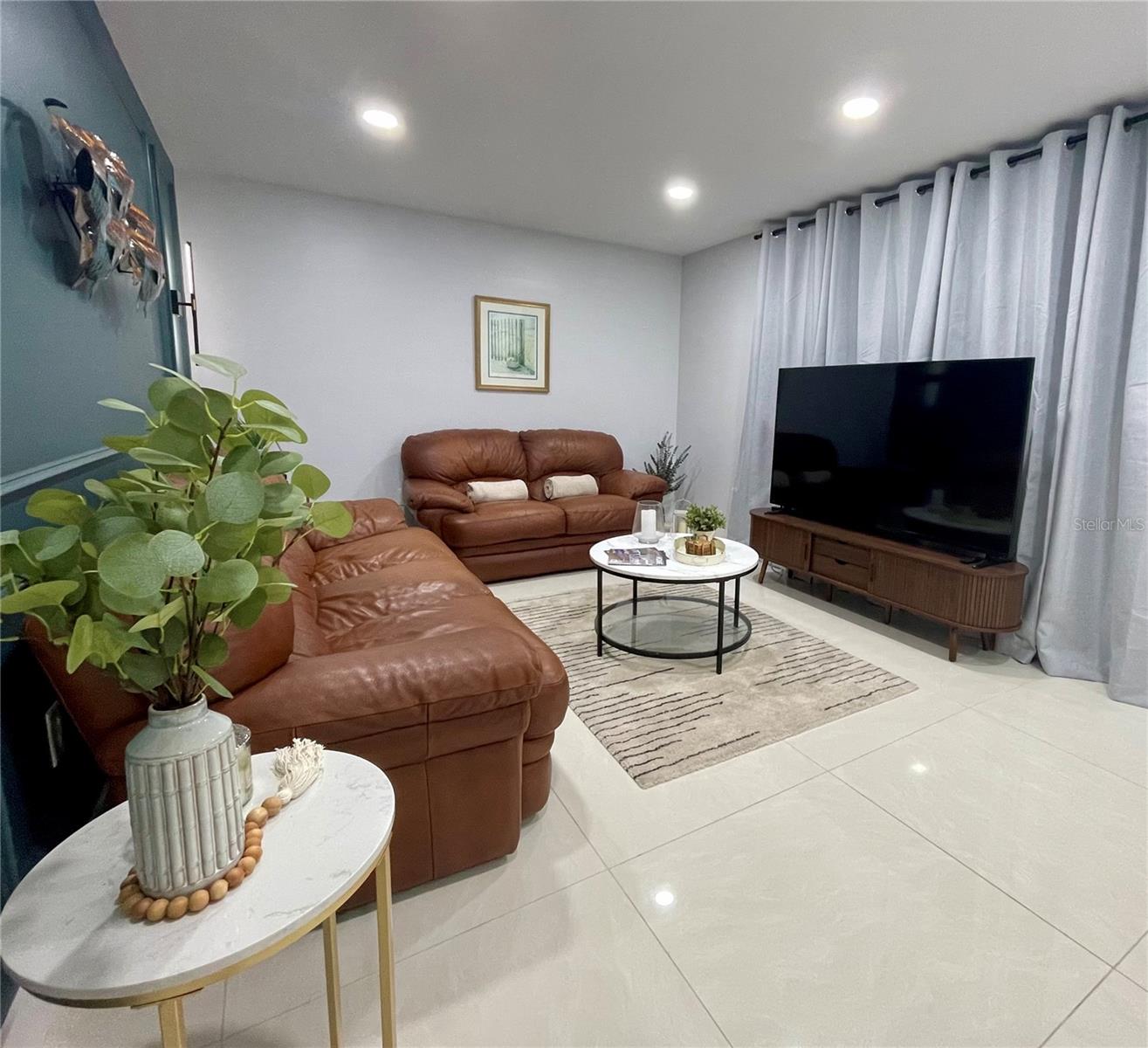 KING ARTHUR'S COURT CONDO - Residential