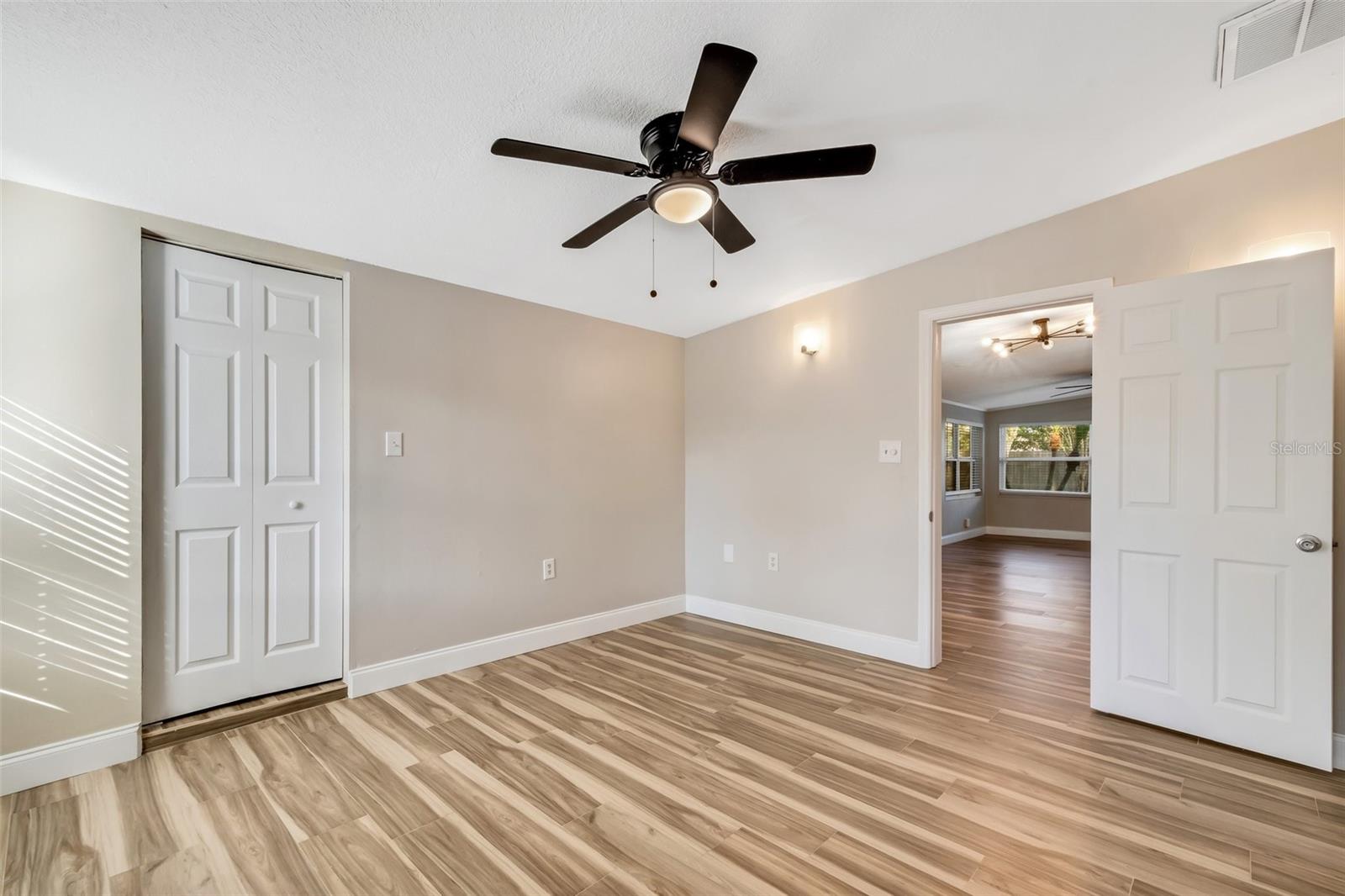 COLLEGE HEIGHTS - Residential Lease