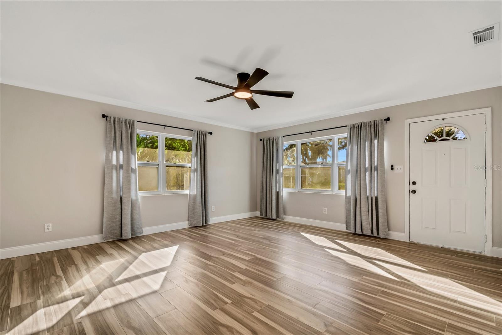 COLLEGE HEIGHTS - Residential Lease