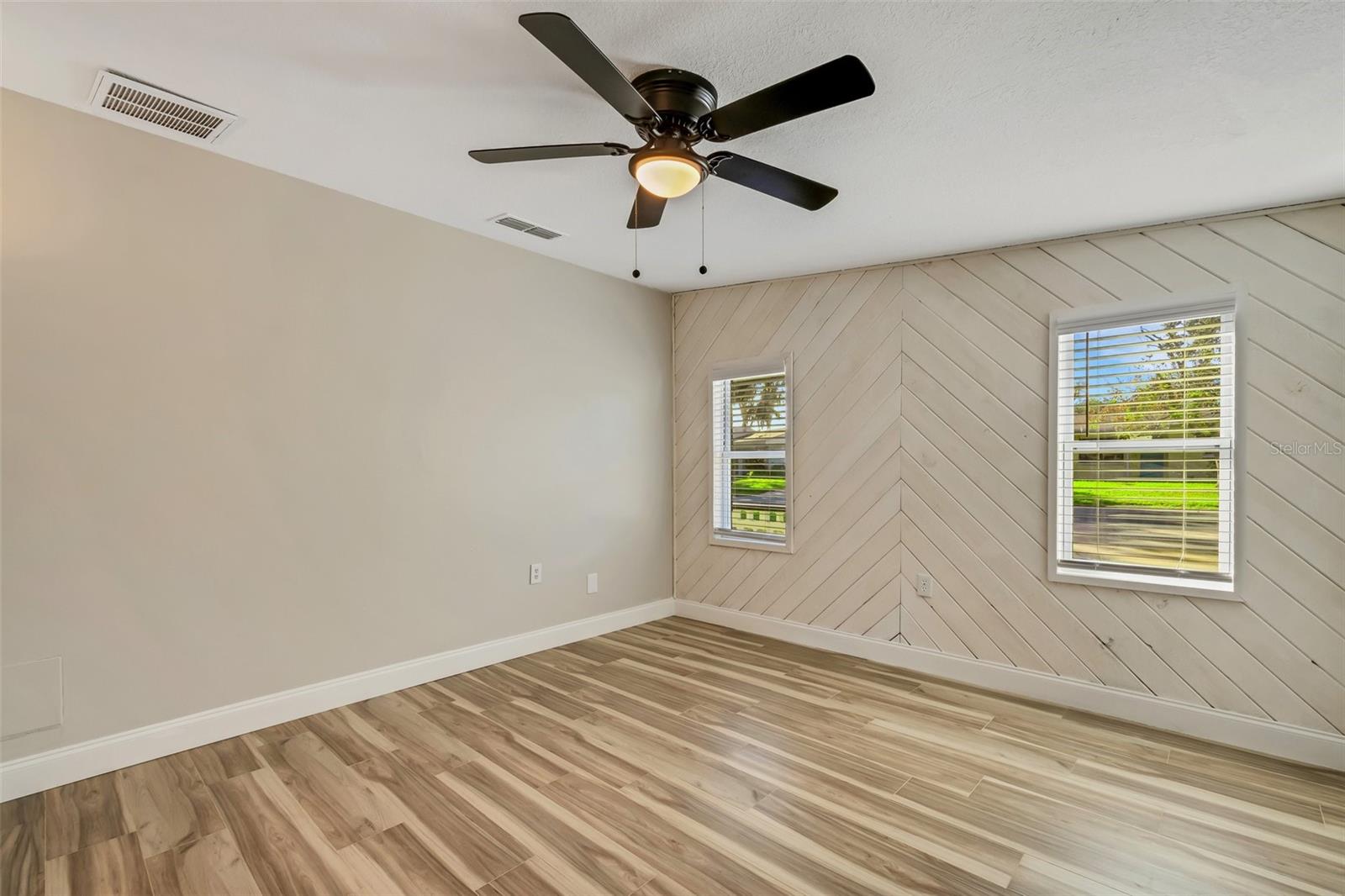 COLLEGE HEIGHTS - Residential Lease