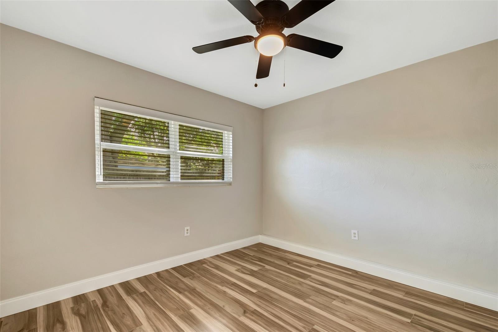 COLLEGE HEIGHTS - Residential Lease