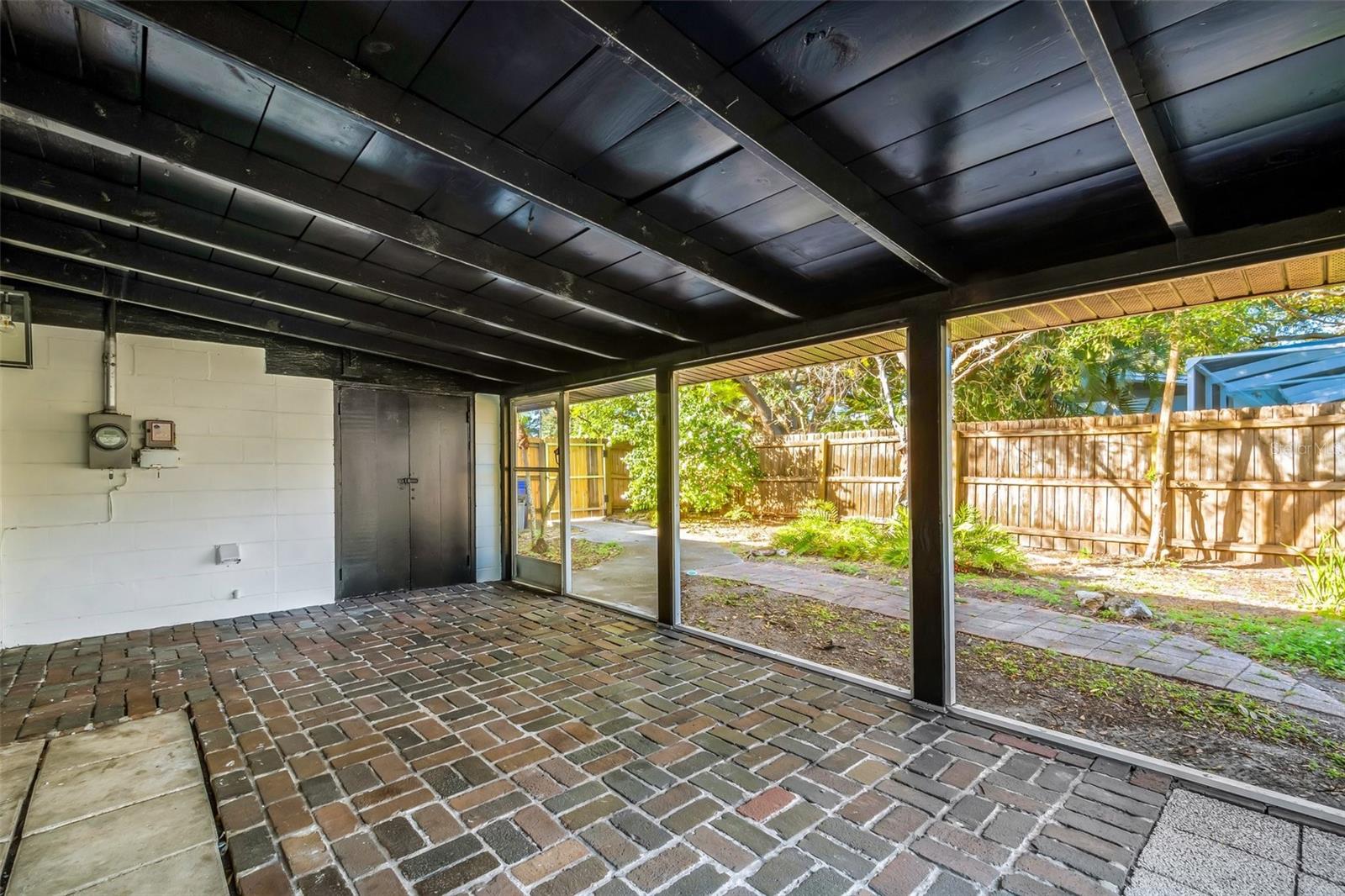 COLLEGE HEIGHTS - Residential Lease