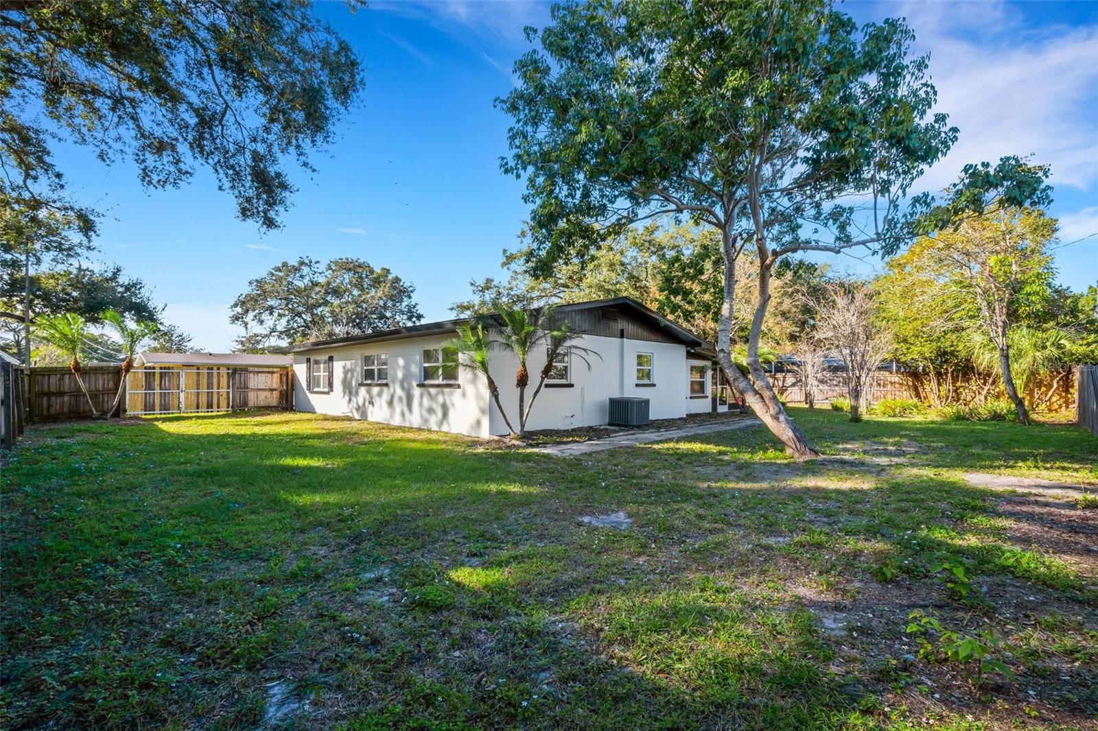 COLLEGE HEIGHTS - Residential Lease