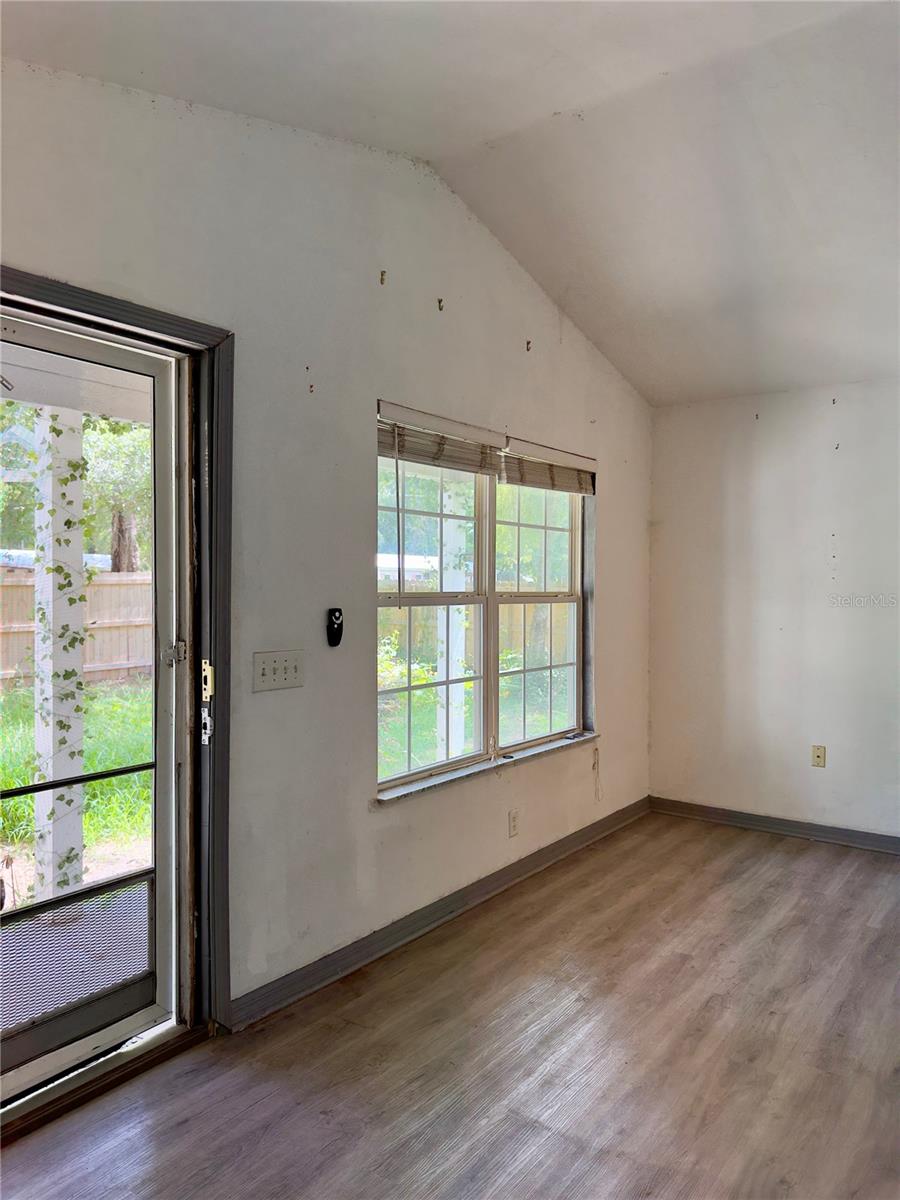 PINES ESTATES - Residential