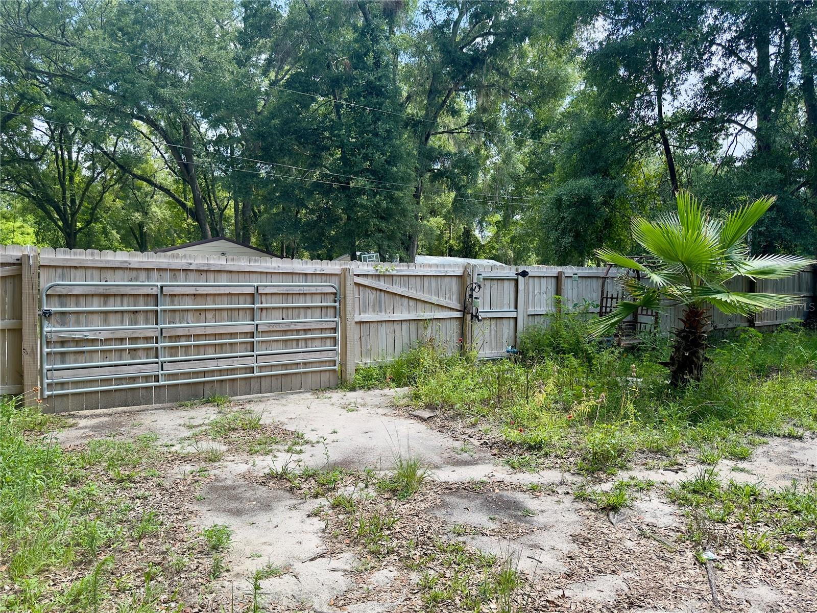 PINES ESTATES - Residential