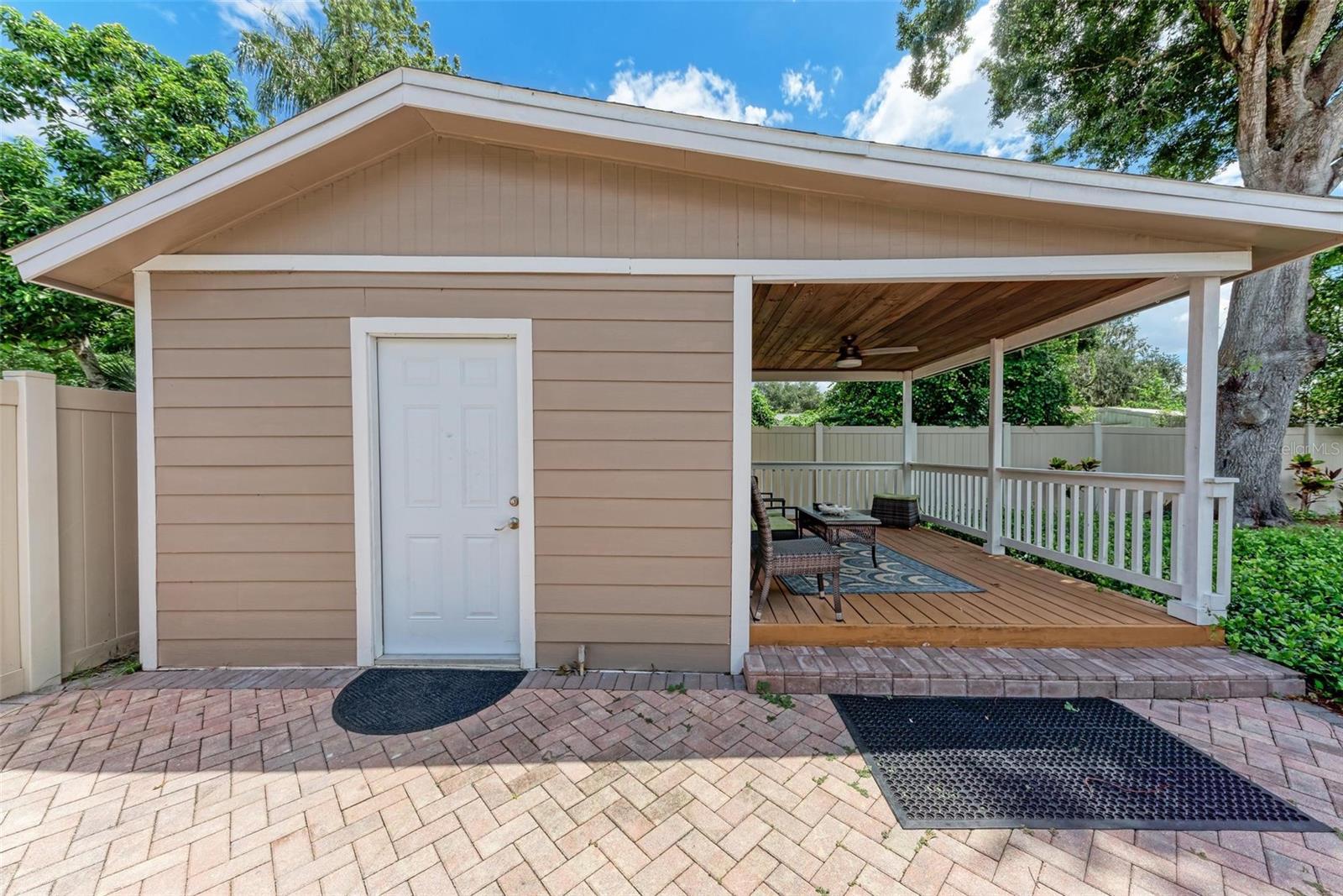 DE SOTO LAKES - Residential