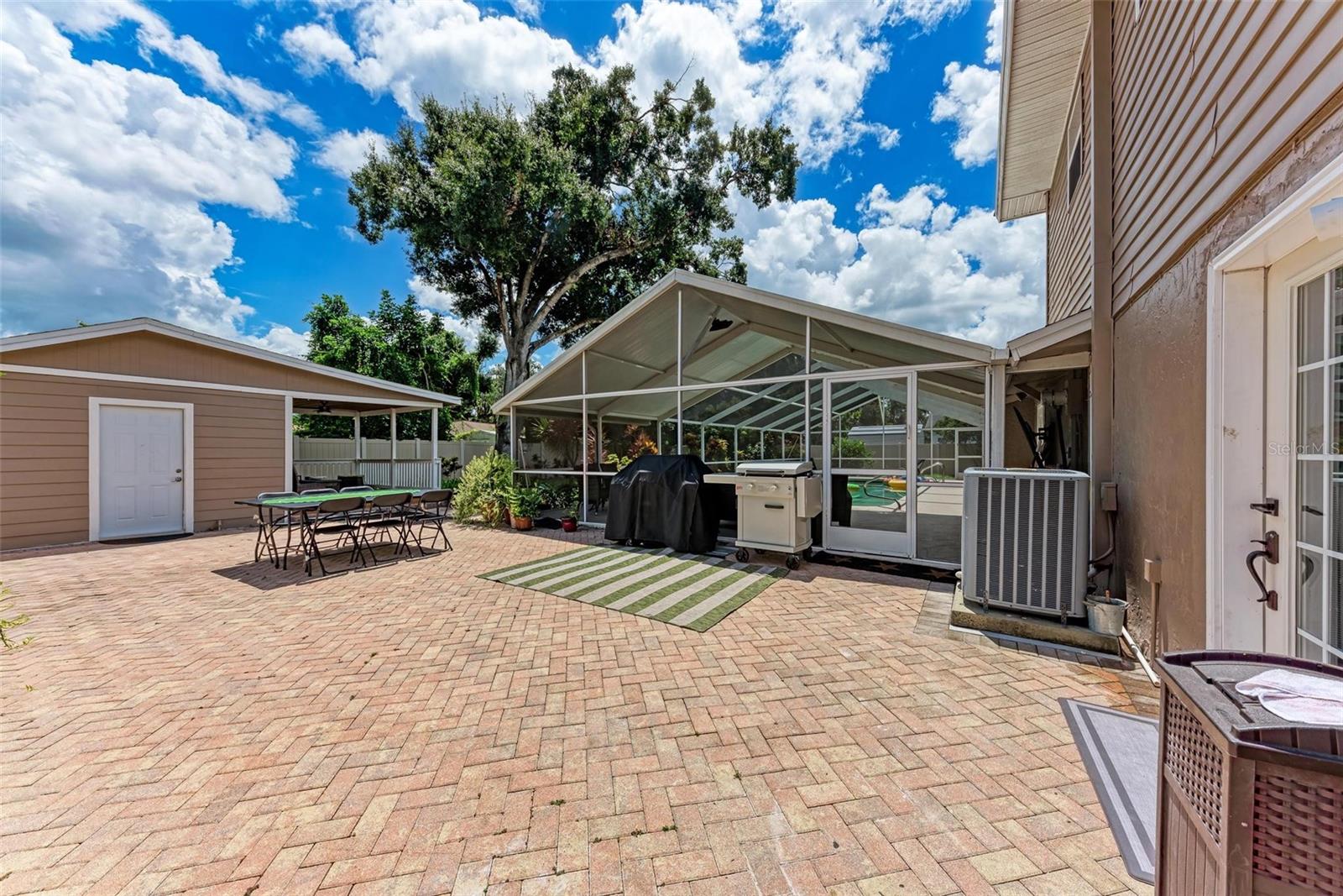 DE SOTO LAKES - Residential