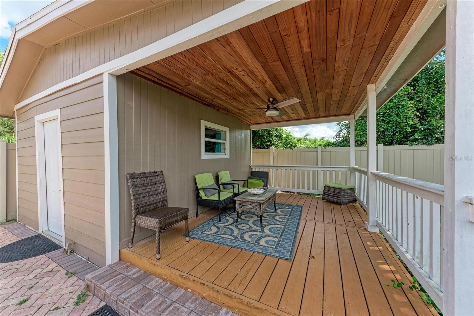 DE SOTO LAKES - Residential
