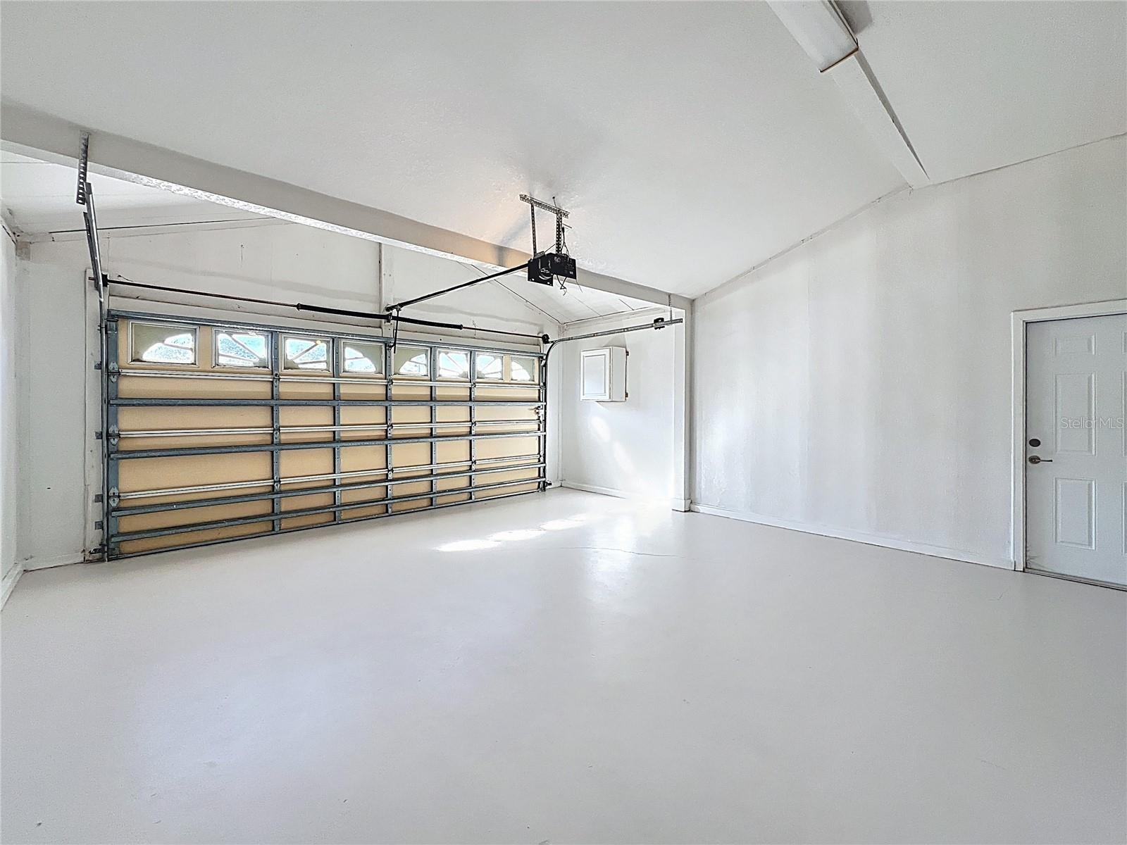 MADALYN COVE - Residential