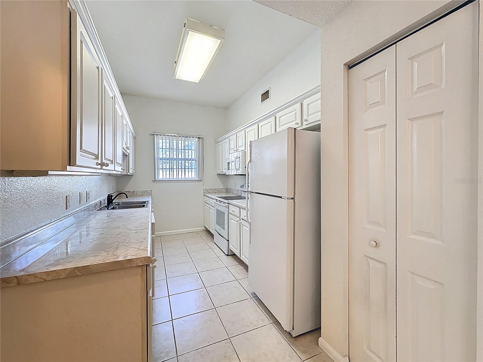 MADALYN COVE - Residential