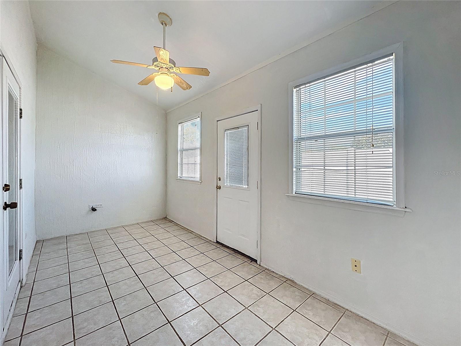 MADALYN COVE - Residential