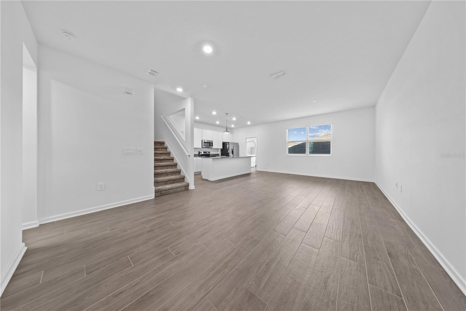 STOREY GROVE PH 4 - Residential Lease