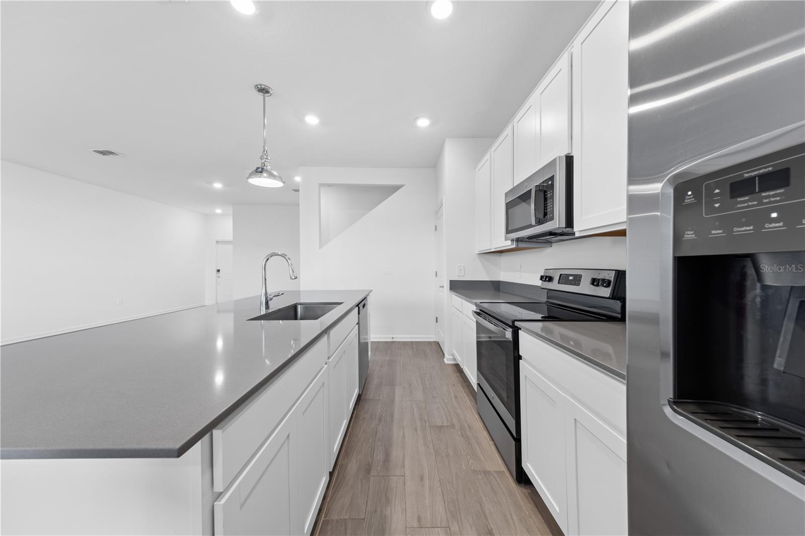 STOREY GROVE PH 4 - Residential Lease