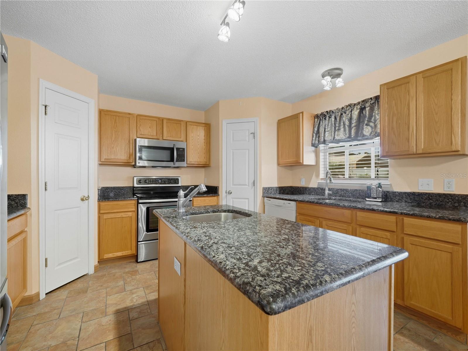 5809 WINDRIDGE DRIVE