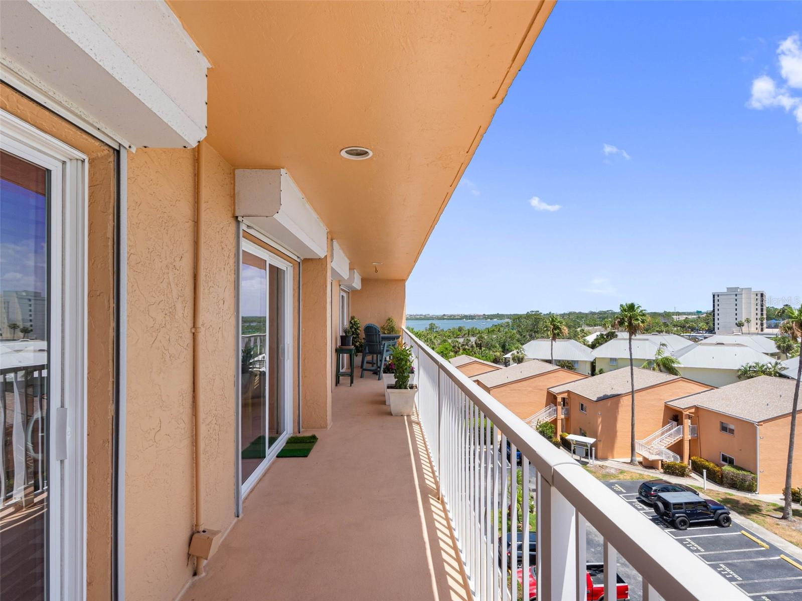 7430 SUNSHINE SKYWAY LANE S 602
